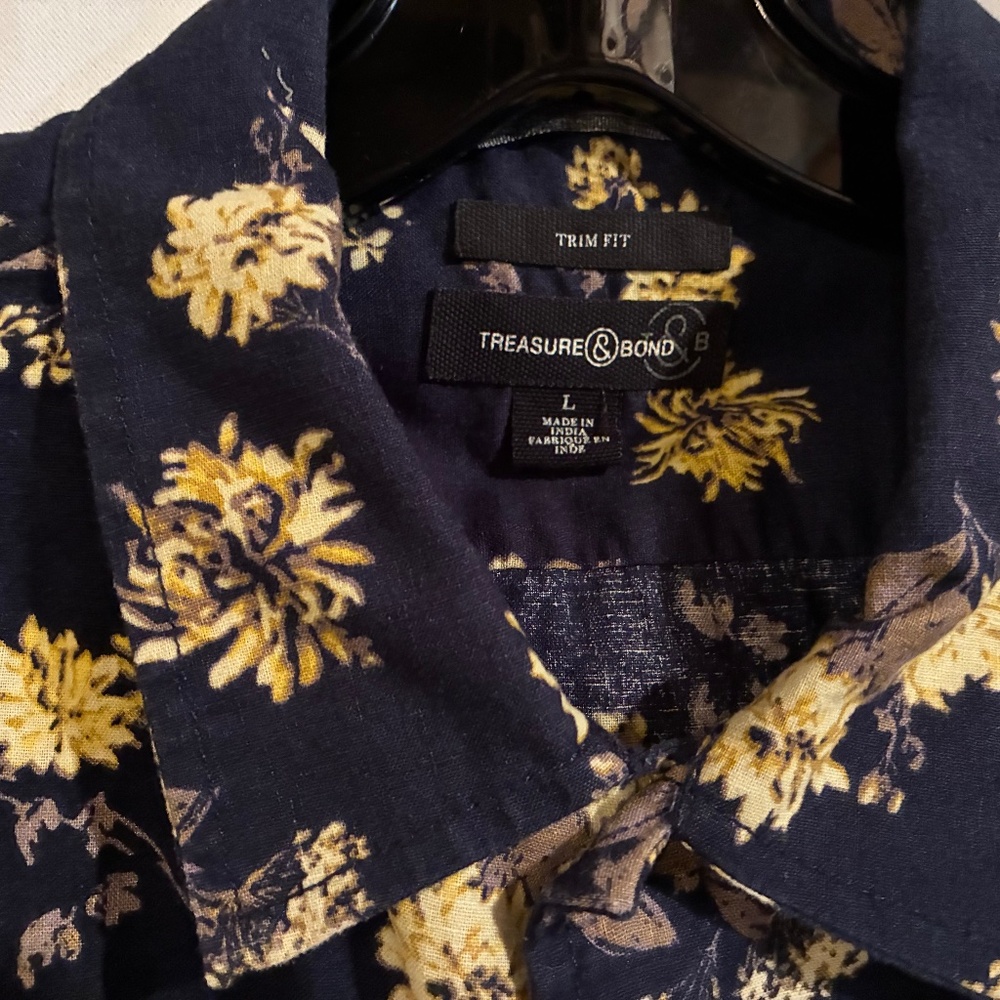 Treasure & Bond large button up shirt